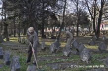Údržba a upratanie vojenského cintorína